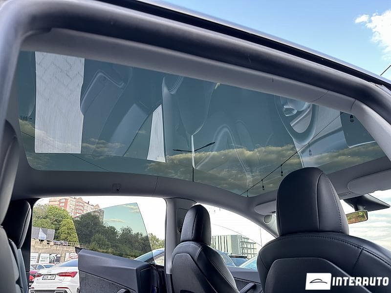 2021 Tesla Model Y — Miniatură 15