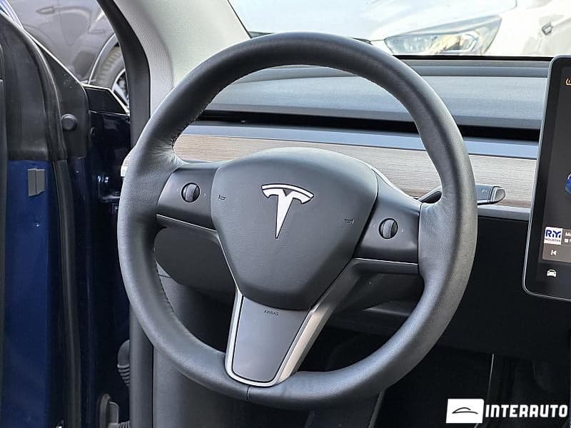 2021 Tesla Model Y — Miniatură 7