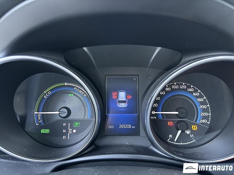 Toyota Auris 2016 — Миниатюра 8