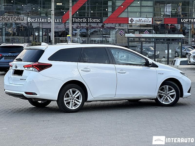 Toyota Auris 2016 — Миниатюра 3