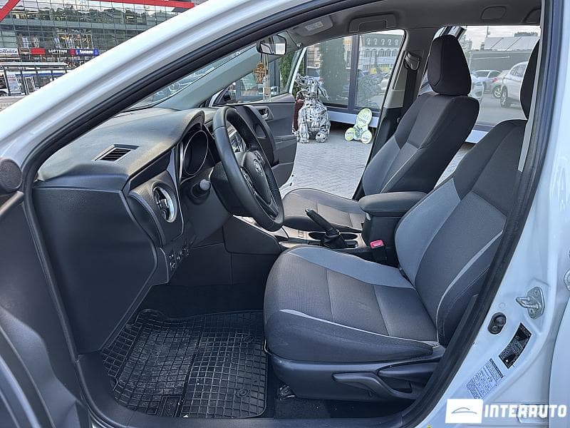 Toyota Auris 2016 — Миниатюра 5