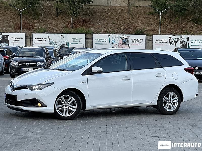 Toyota Auris 2016 — Миниатюра 2