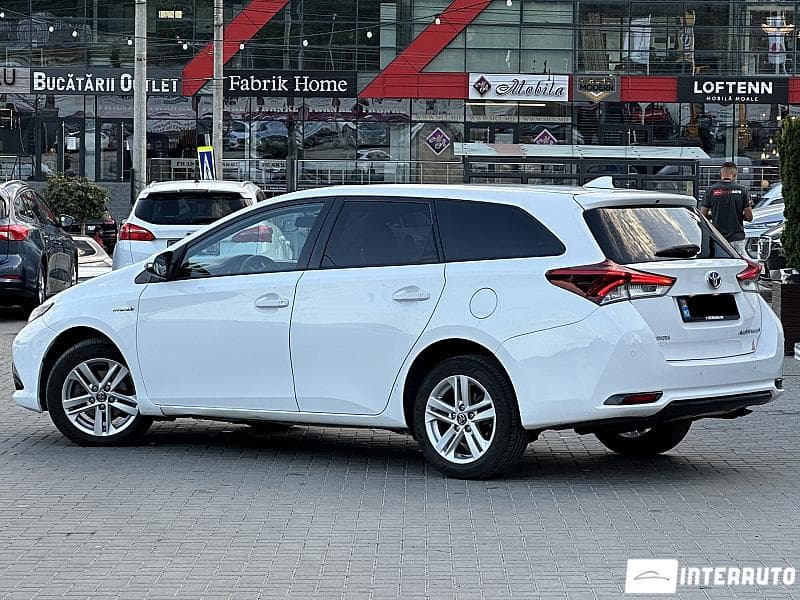 Toyota Auris 2016 — Миниатюра 4