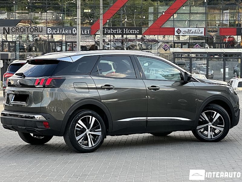 Peugeot 3008 2018 — Миниатюра 3