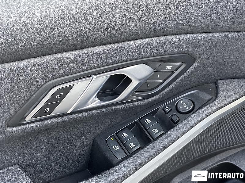 BMW 330 2019 — Миниатюра 19