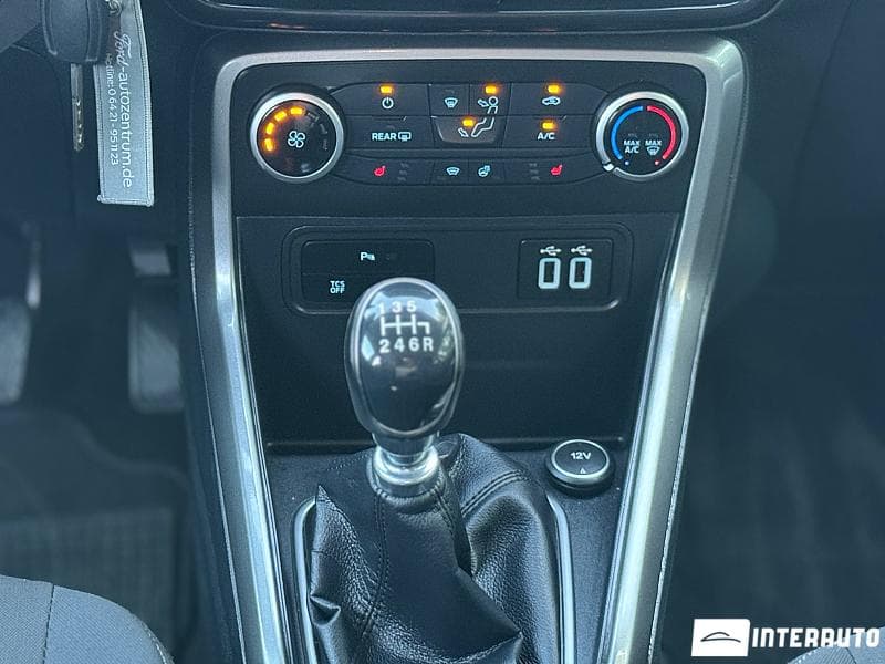 2018 Ford Escort — Miniatură 14