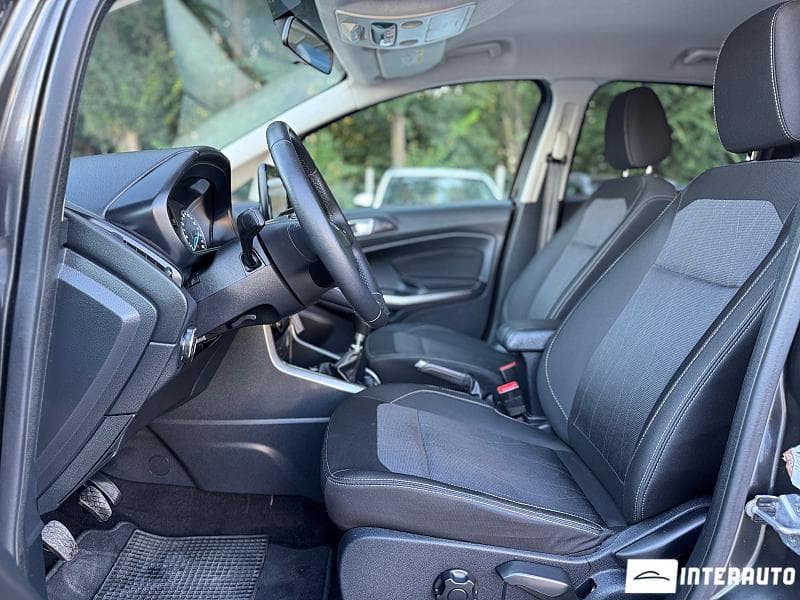 2018 Ford Escort — Miniatură 6