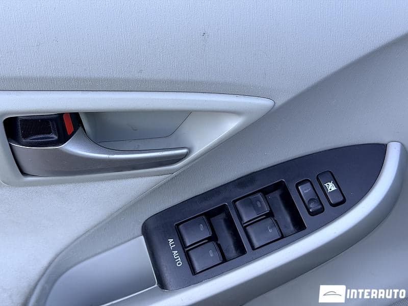 Toyota Prius 2012 — Миниатюра 15