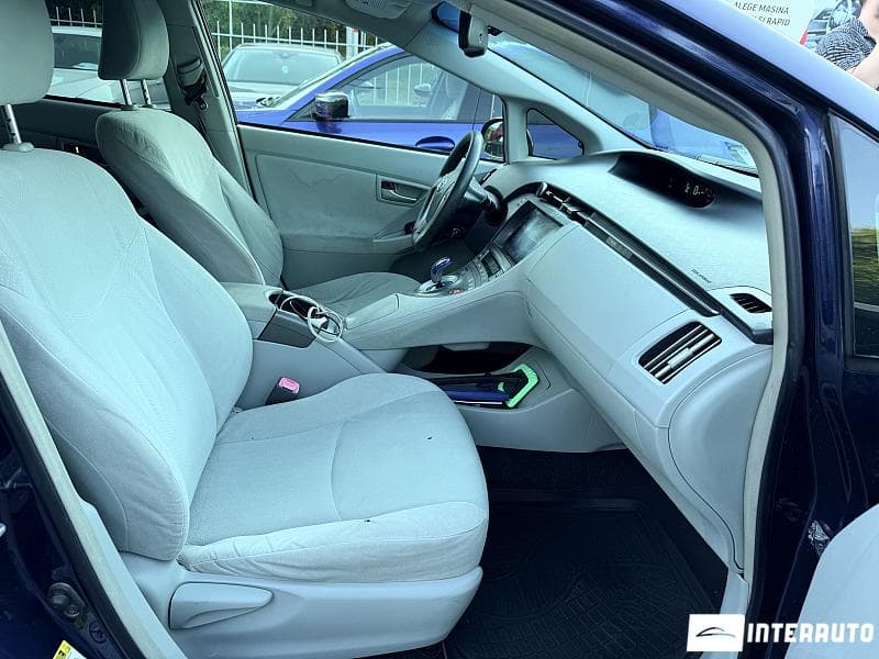 Toyota Prius 2012 — Миниатюра 13