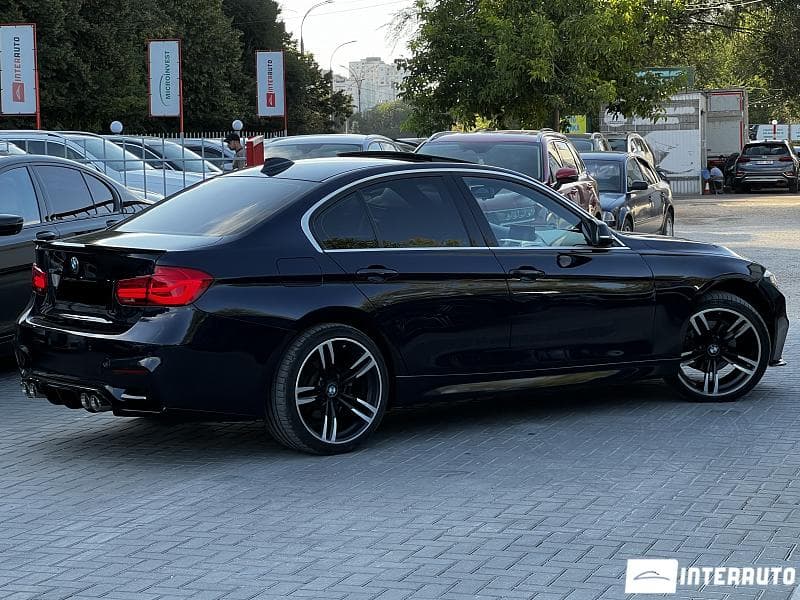 2016 BMW 330 — Miniatură 2