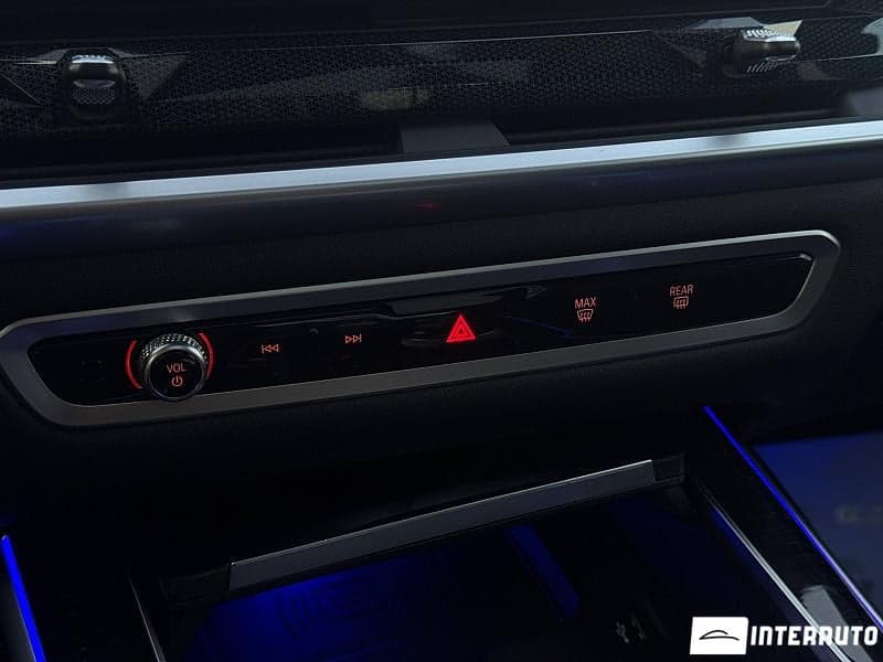 BMW X7 4.0d 2023 — Миниатюра 12