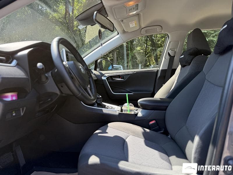 2020 Toyota Rav-4 — Miniatură 5