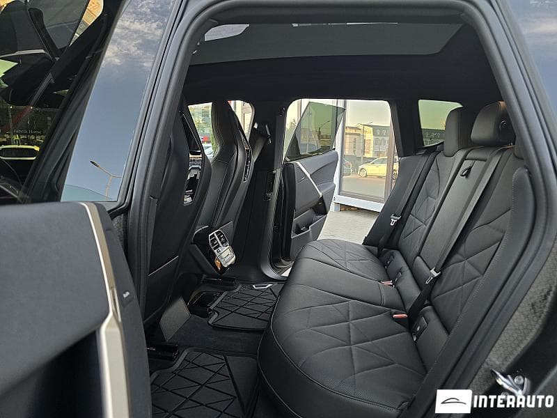 BMW iX xDrive50 2024 — Миниатюра 20