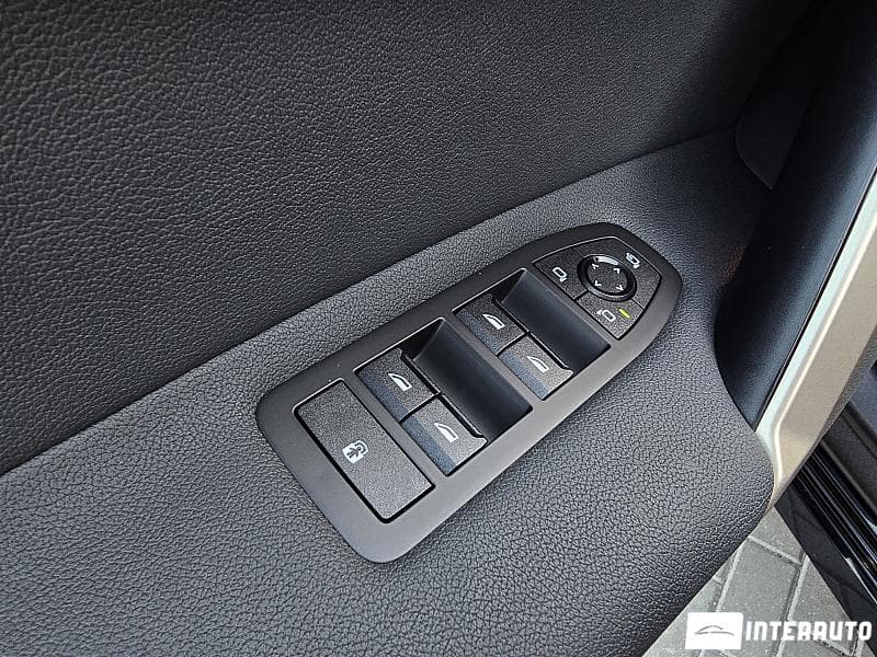 BMW iX xDrive50 2024 — Миниатюра 22