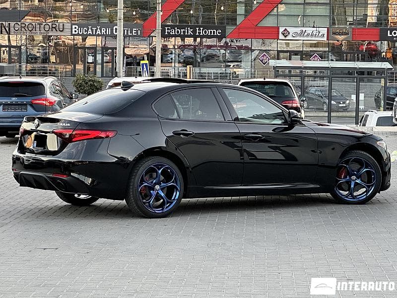 Alfa Romeo Giulia 2021 — Миниатюра 3