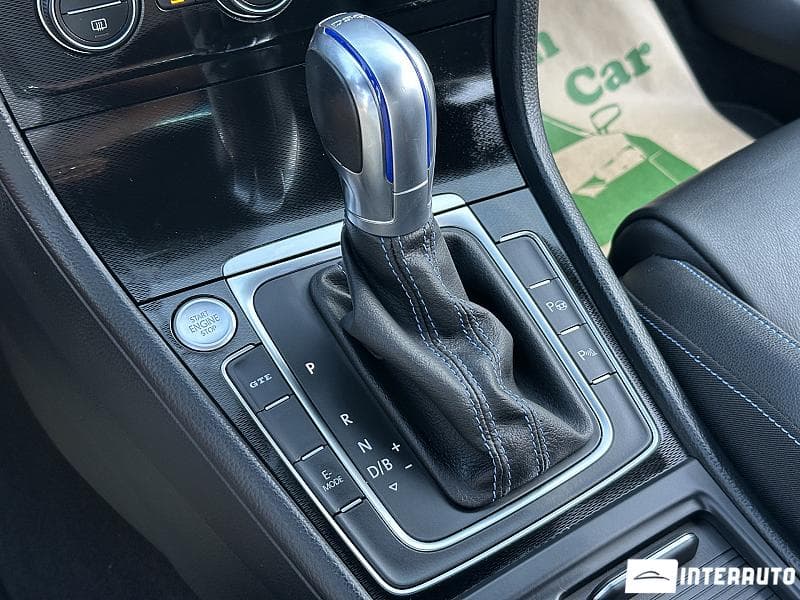 Volkswagen Golf GTE 2015 — Миниатюра 12