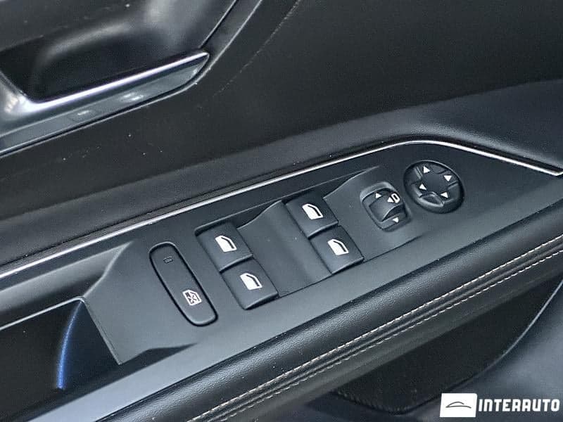 Peugeot 5008 2019 — Миниатюра 16