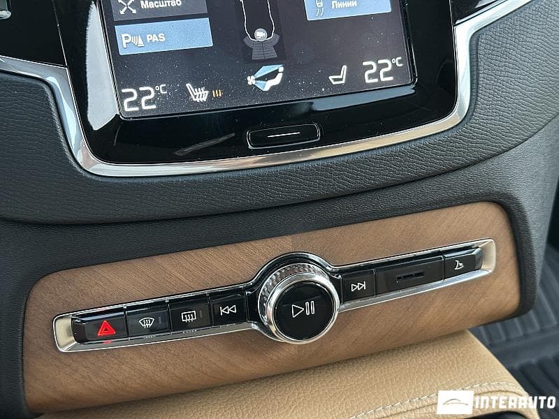 Volvo XC 90 2016 — Миниатюра 11