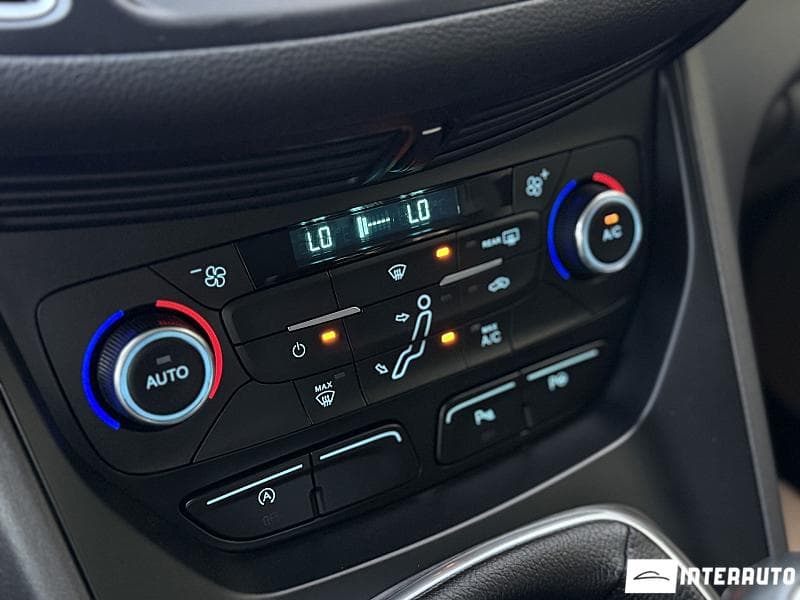 Ford C-MAX 2016 — Миниатюра 12