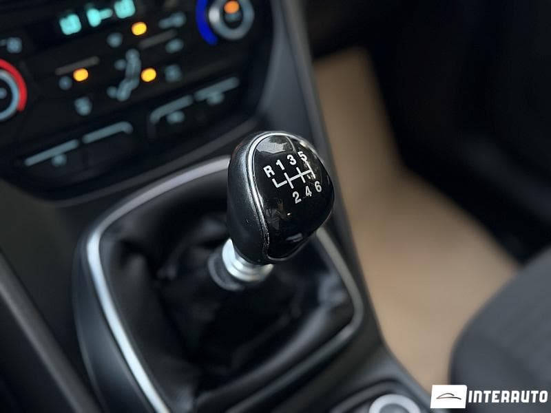 Ford C-MAX 2016 — Миниатюра 13