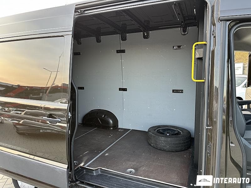 Volkswagen Crafter 2020 — Миниатюра 13