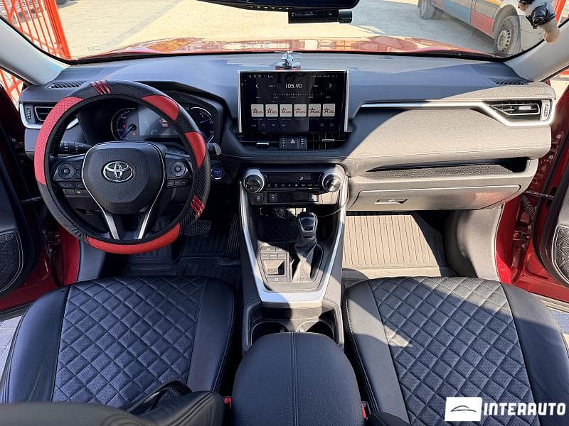 Toyota Rav-4 2018 — Миниатюра 8