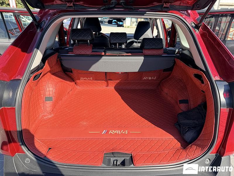 Toyota Rav-4 2018 — Миниатюра 17