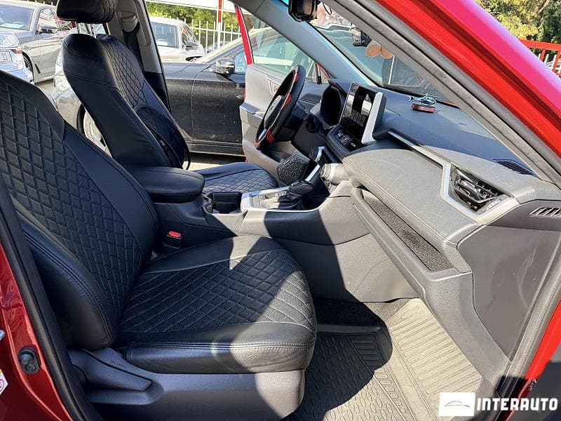 Toyota Rav-4 2018 — Миниатюра 6