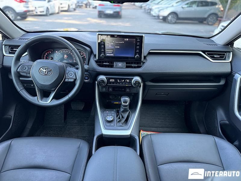 Toyota Rav-4 2022 — Миниатюра 7