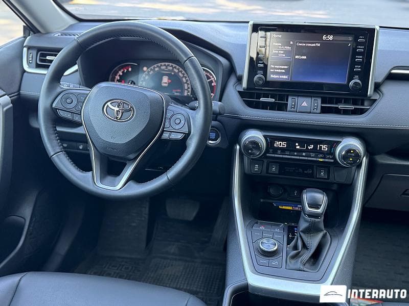 Toyota Rav-4 2022 — Миниатюра 11