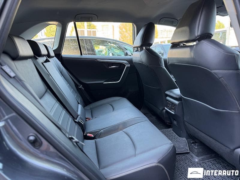 Toyota Rav-4 2022 — Миниатюра 9