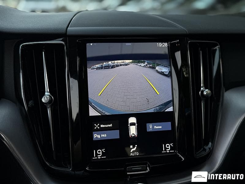Volvo XC 60 2019 — Миниатюра 13