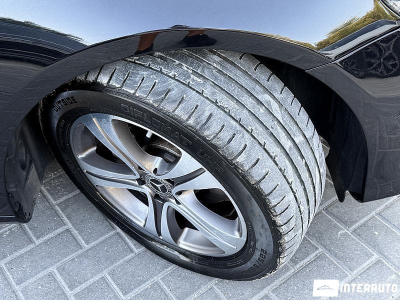 Mercedes E 220 2018 — Миниатюра 17