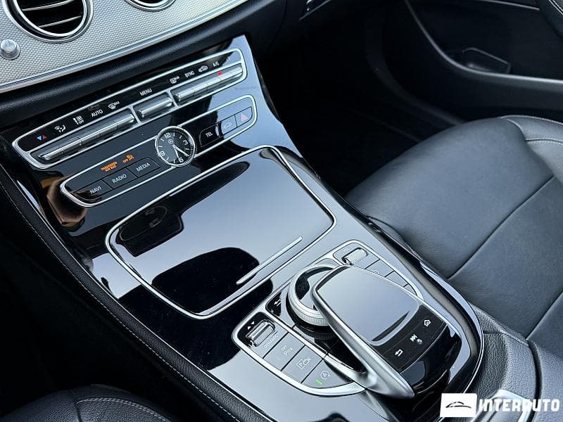 Mercedes E 220 2018 — Миниатюра 12