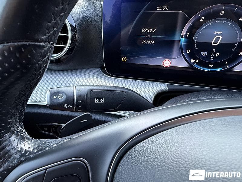 Mercedes E 220 2018 — Миниатюра 16