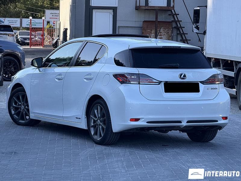 Lexus CT 200h 2011 — Миниатюра 4