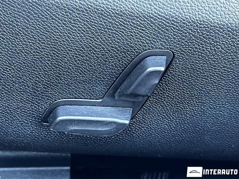 Mercedes E 220 2012 — Миниатюра 15