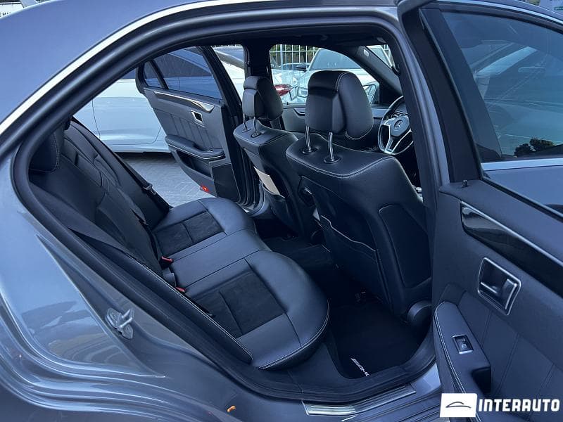 Mercedes E 220 2012 — Миниатюра 9