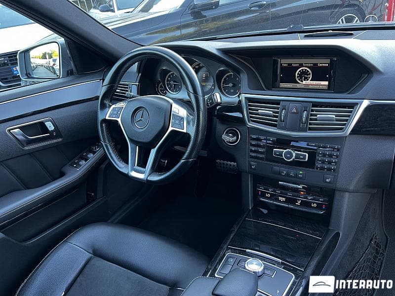 Mercedes E 220 2012 — Миниатюра 6