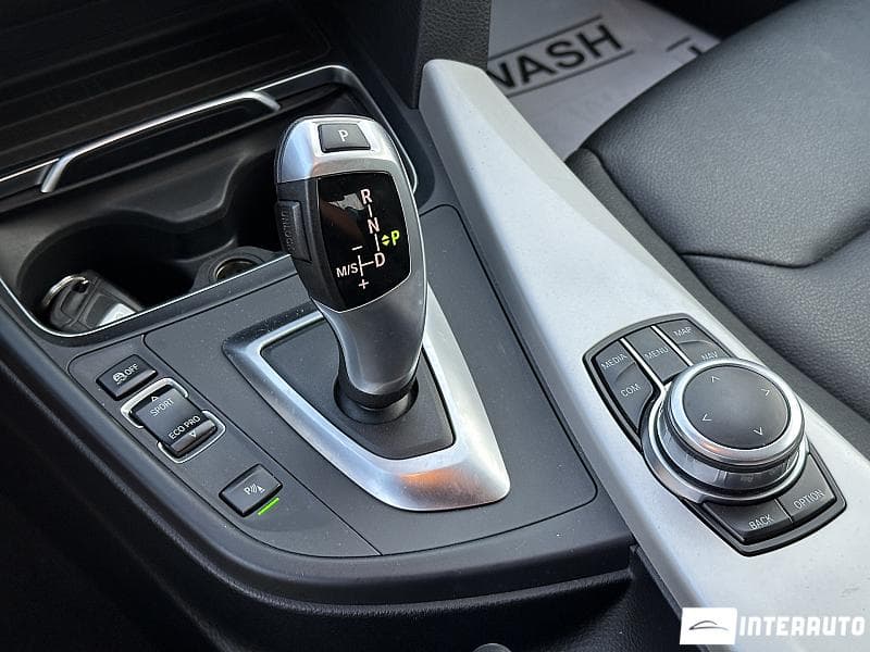 BMW 318 2018 — Миниатюра 11