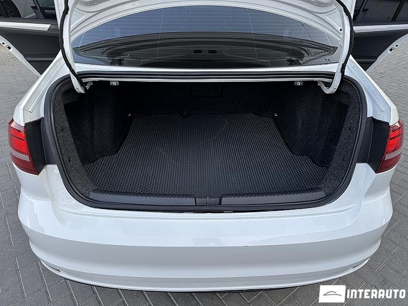 Volkswagen Jetta 2017 — Миниатюра 21