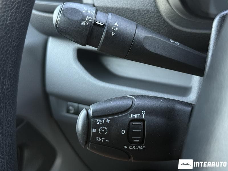 Peugeot Expert 2016 — Миниатюра 10