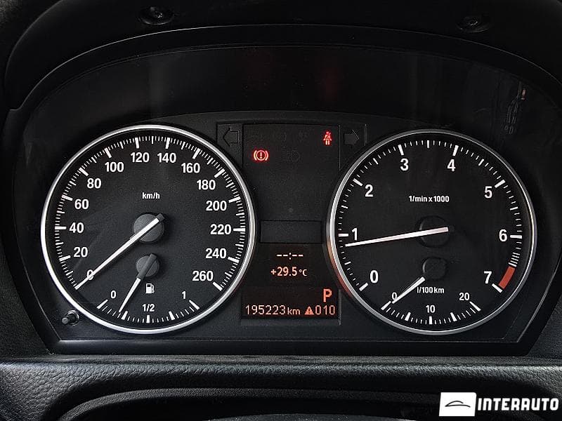 BMW 320 2009 — Миниатюра 7