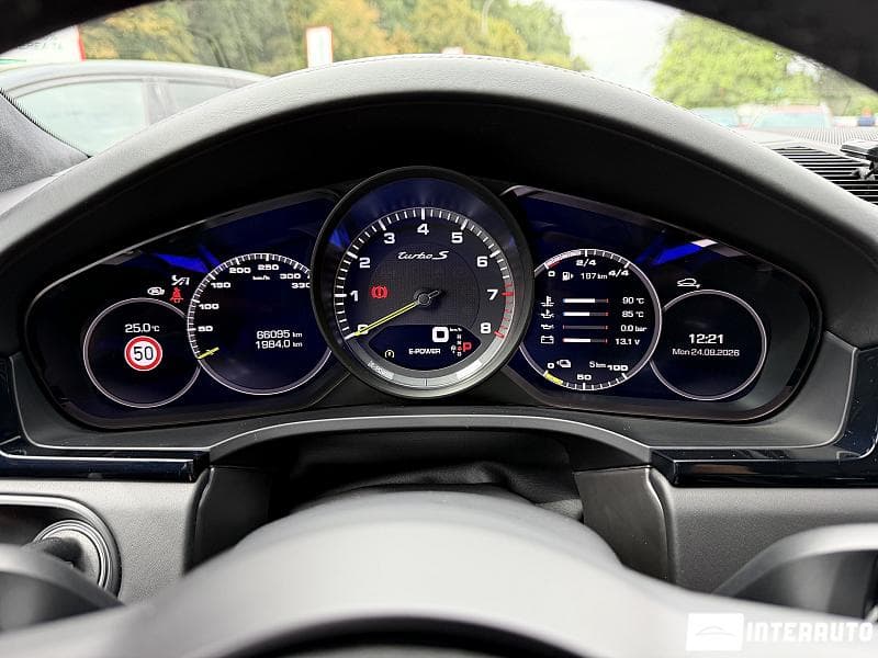 Porsche Cayenne Turbo S-E Hybrid Coupe 2020 — Миниатюра 9