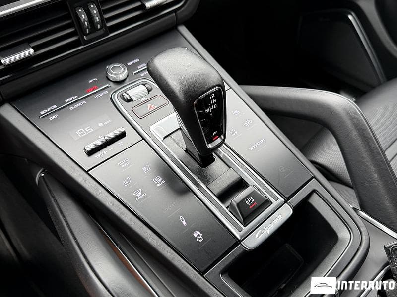 Porsche Cayenne Turbo S-E Hybrid Coupe 2020 — Миниатюра 14