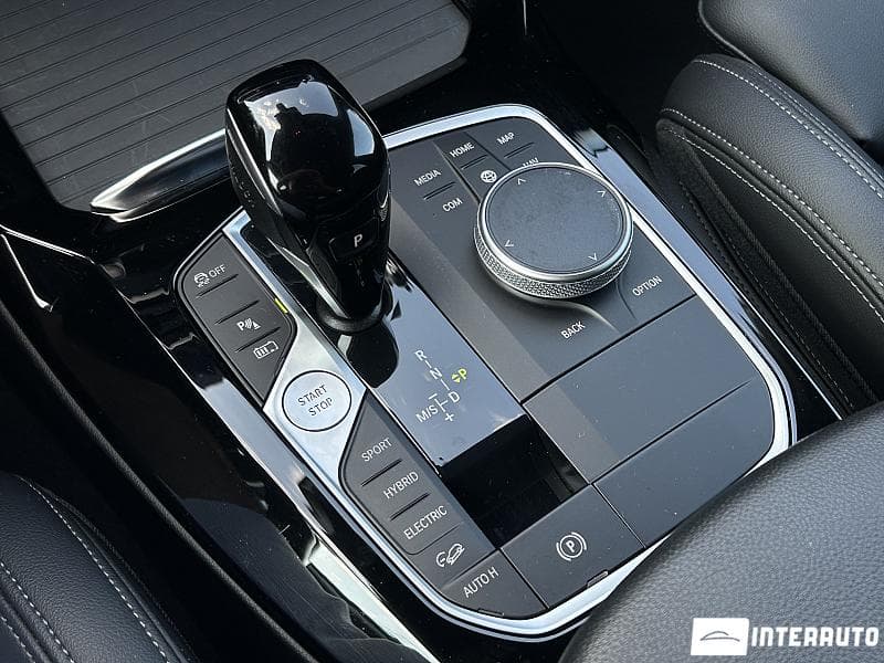 2022 BMW X3 3.0e — Miniatură 15