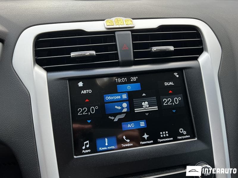 Ford Mondeo 2016 — Миниатюра 12