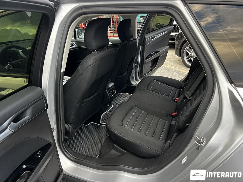 Ford Mondeo 2016 — Миниатюра 8