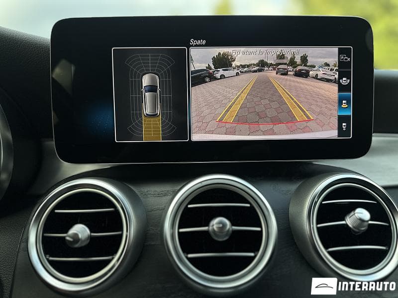 Mercedes C 220 2018 — Миниатюра 16