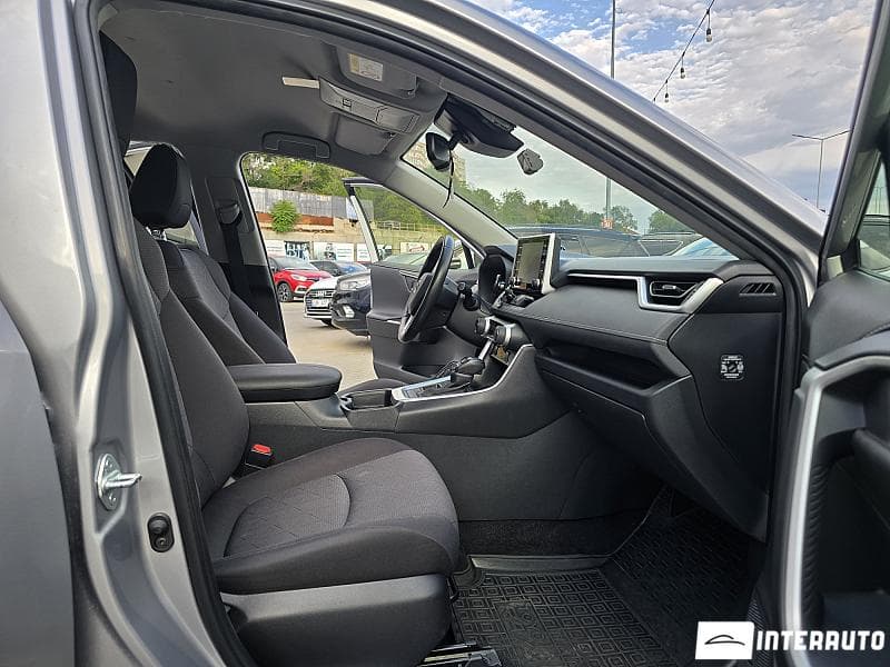 Toyota Rav-4 2021 — Миниатюра 11